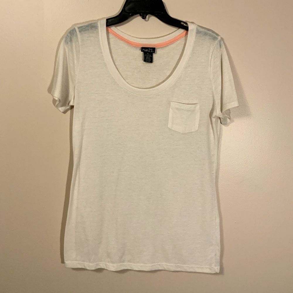 Rue 21 front pocket tee